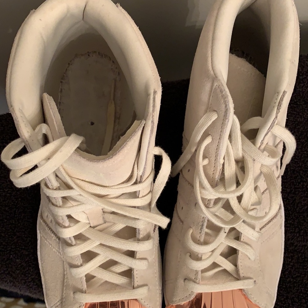 Adidas - Picture 3 of 3